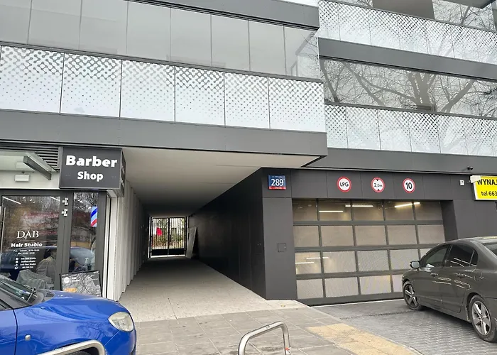 Kaskady Airport Modern Apartments - Close To The Airport And City Center