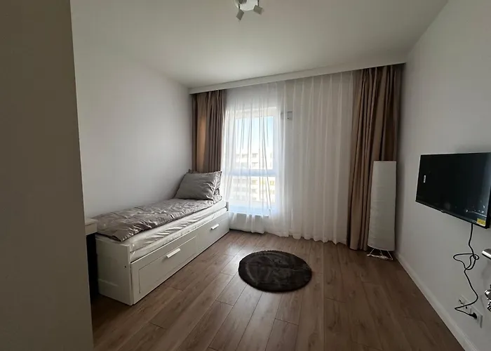 Kaskady Airport Modern Apartments - Close To The Airport And City Center