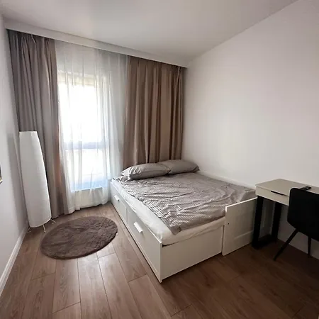 Kaskady Airport Modern Apartments - Close To The Airport And City Center Warsaw Exterior photo